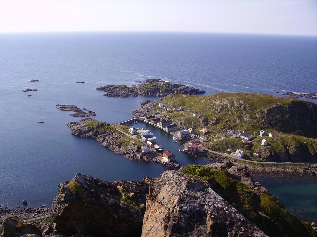 Holmvik Brygge Nyksund Hotel Екстериор снимка