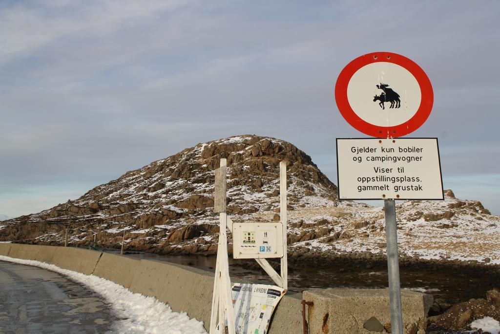 Holmvik Brygge Nyksund Hotel Екстериор снимка